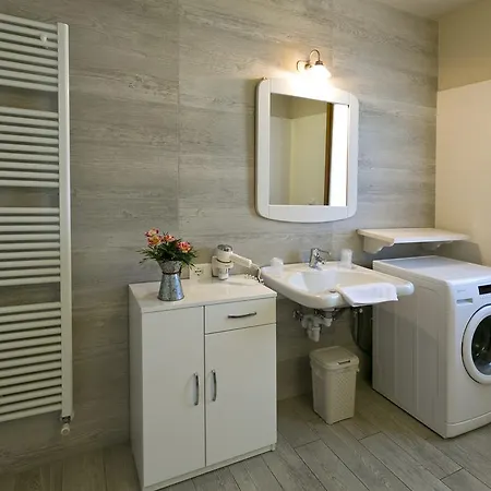 Apartment Diffuso B.vittorio *